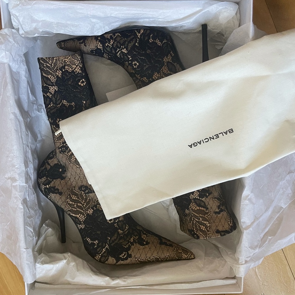 BALENCIAGA KNIFE BOOTS - Picture 6 of 8